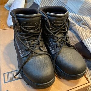 SKECHERS WORK Men's Burgin
- Congaree Soft Toe Work
Boot Black Sz 8 wide width